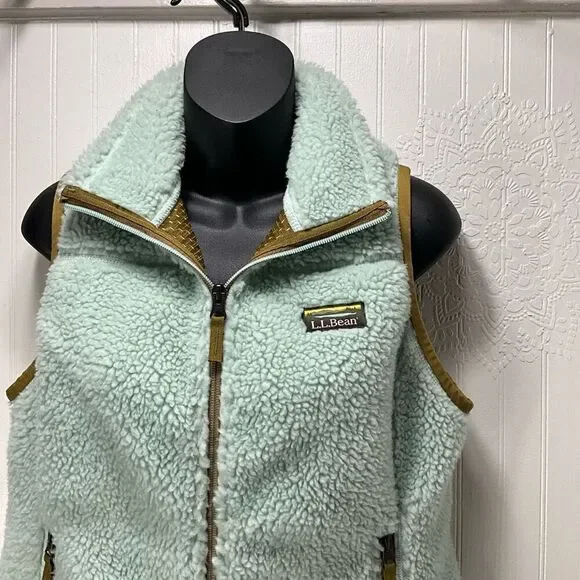 L.L. BEAN Sherpa Vest - Picture 2 of 5